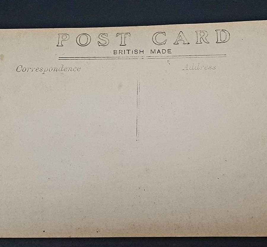 **WW1 : British Army 'Infantryman' Photographic Postcard (13cm x9cm).**