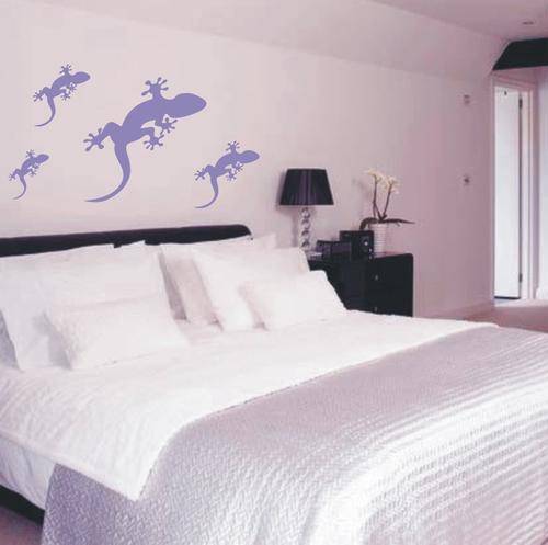 VINYL DECAL - GECKOS -LIGHT PURPLE ON SPECIAL