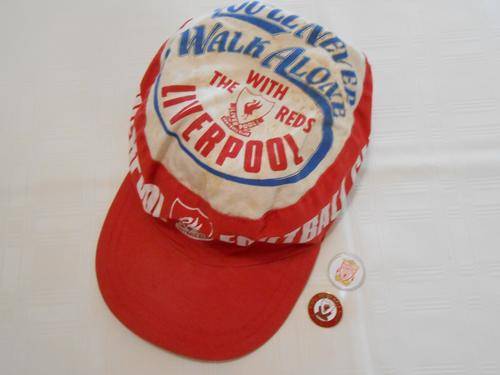 LIVERPOOL CAP AND TWO PIN BADGES