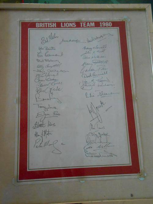 FRAMED PRINTED SIGNATURES OF THE 1980 BRITISH LIONS