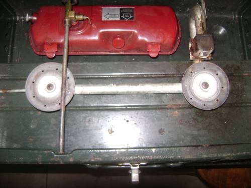 COLEMAN PARAFFIN STOVE IN GOOD CONDITION