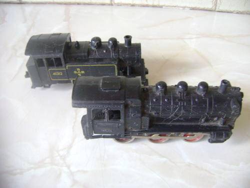 2X VERY OLD STEAM ENGINES - SEE PICTURES