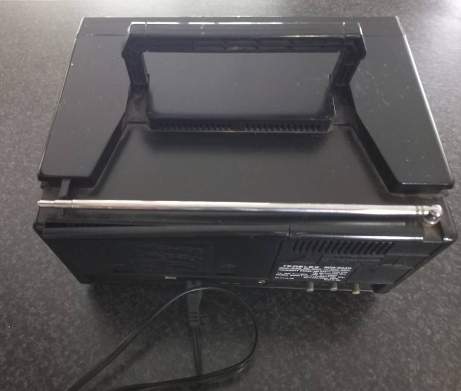 TEDELEX MINI TV AND RADIO IN  GOOD WORKING CONDITION