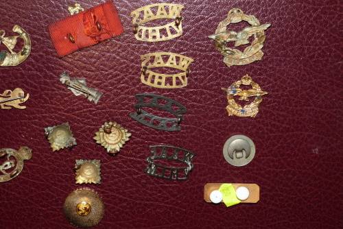 WW2 and army Badge lot