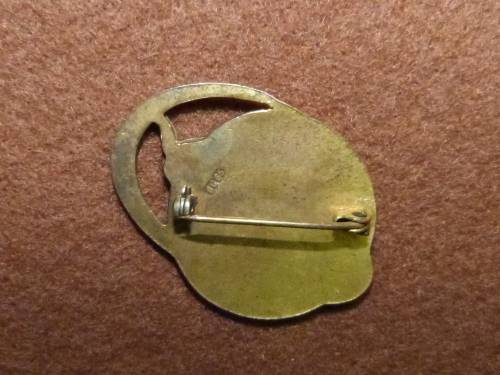 Vintage SAA Around teh World pin (Scarce)