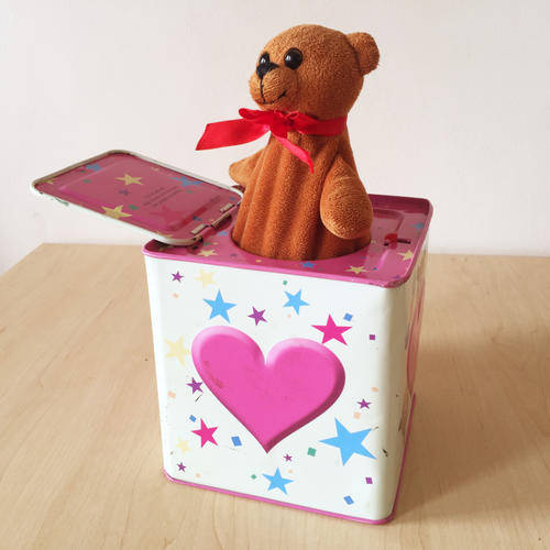 Jack In the Box Tin Toy (Working, 150mm 200mm x 150mm)