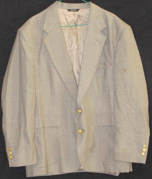 Mens Smart Blazer, Size 32 - Bids Start @ R1!