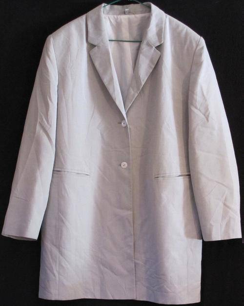 Ladies Smart Blazer, Size 44 - Bids Start @ R1!