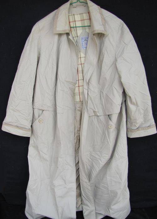 Ladies Winter 1/2 Coat, Warm, Water Resistant and Comfortable, Size 44