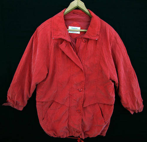 Ladies Stylish Red Padded Jacket, Very warm, lined and comfortable, Size 36