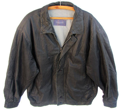 Mens Fetching Black Leather Jacket, Warm and Comfortable, SA Size 40