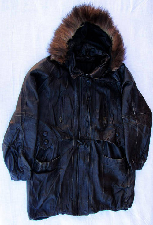 Stylish Ladies Black 1/2 Soft Leather Coat with Removable Hood, Warm and Comfortable, SA Size 40/42