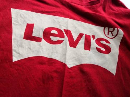 Men`s Levi`s Fashion T-Shirt - SIZE XL