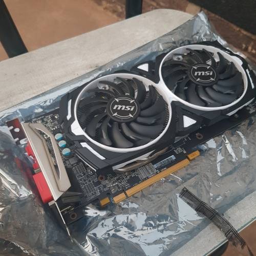 Radeon RX 580 ARMOR 8G OC