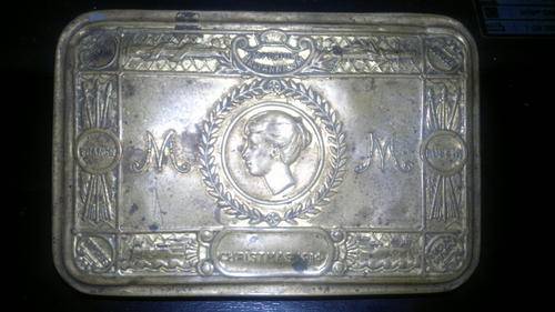 1914 ww1  princess Elisabeth brass tin