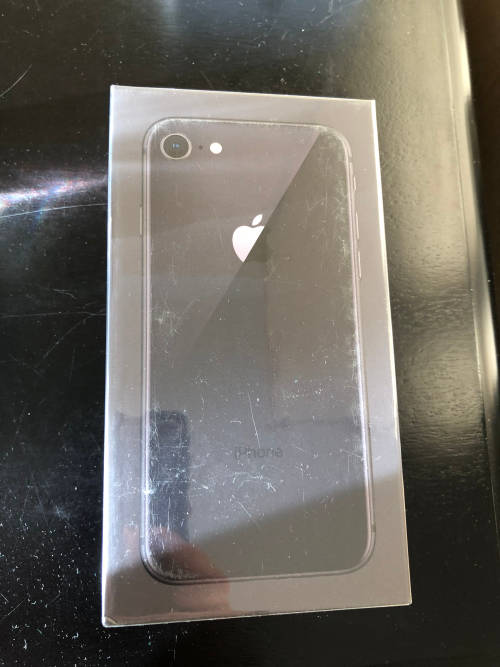 iPhone 8 64GB