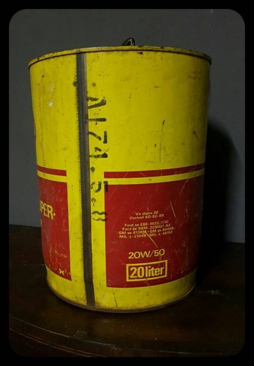 Vintage Shell Super Motor Oil Can