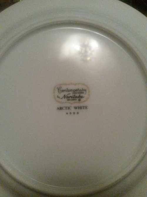 *** Origional RARE NORITAKE Dinner Service | Artic White 46 pcs *** Deceased Estate ***