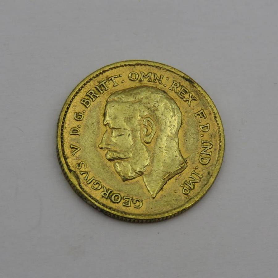 *** Brass British Half Sovereign Coin (Possibly a Copy) ***
