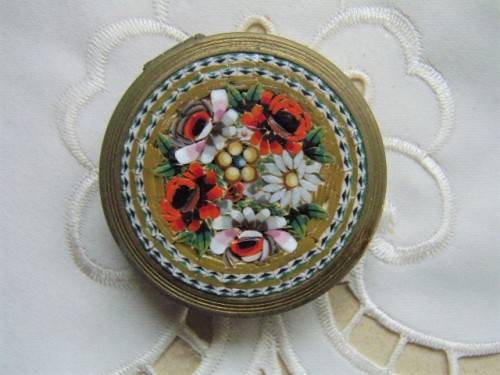 Mico Mosaic - Powder Compact - Floral Pattern
