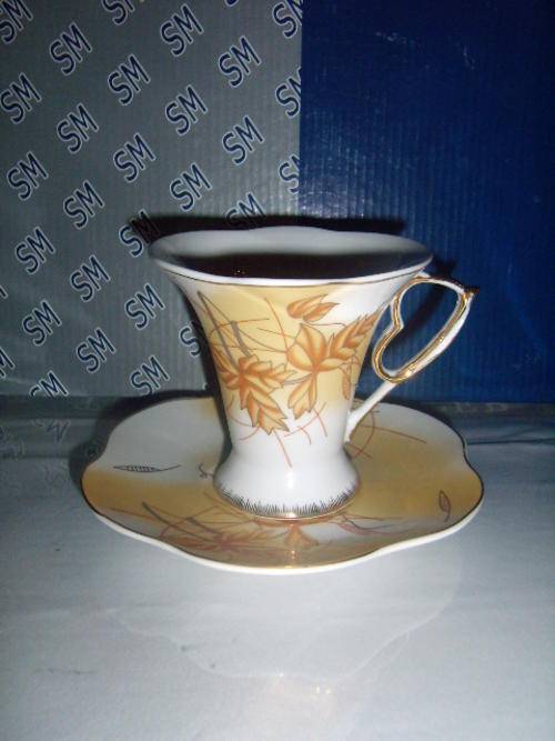 Tea/Coffee Duo Mint Condition 24K Gold Finish