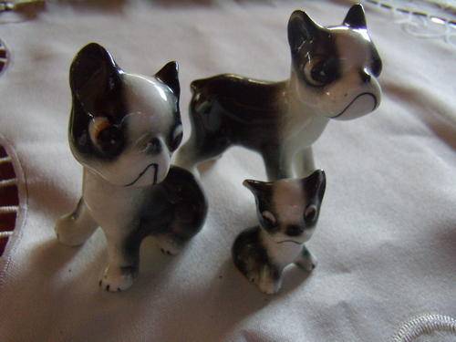 A Family of 3 Gorgeous Dogs - Excellent Condition - Quality Fine Bone China Items