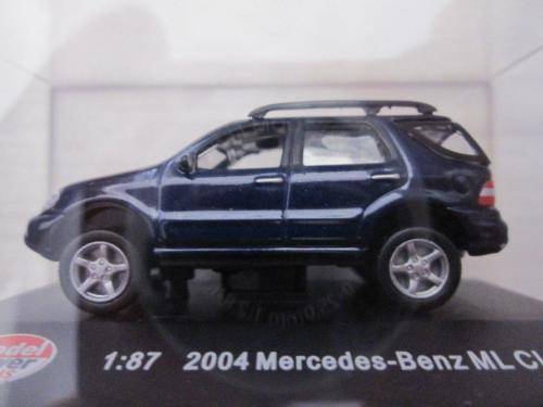 2004 Mercedes Benz ML, Metal HO scale in Jewel case