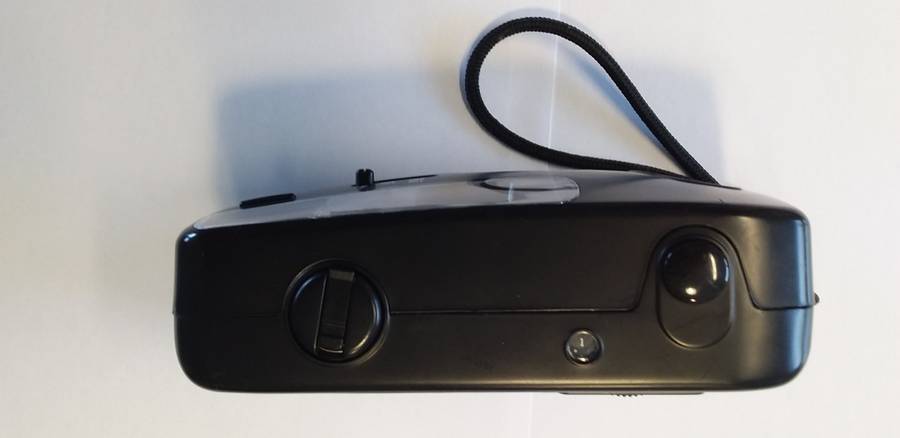 Safeway SW-400 35mm FILM camera in excellent condition.