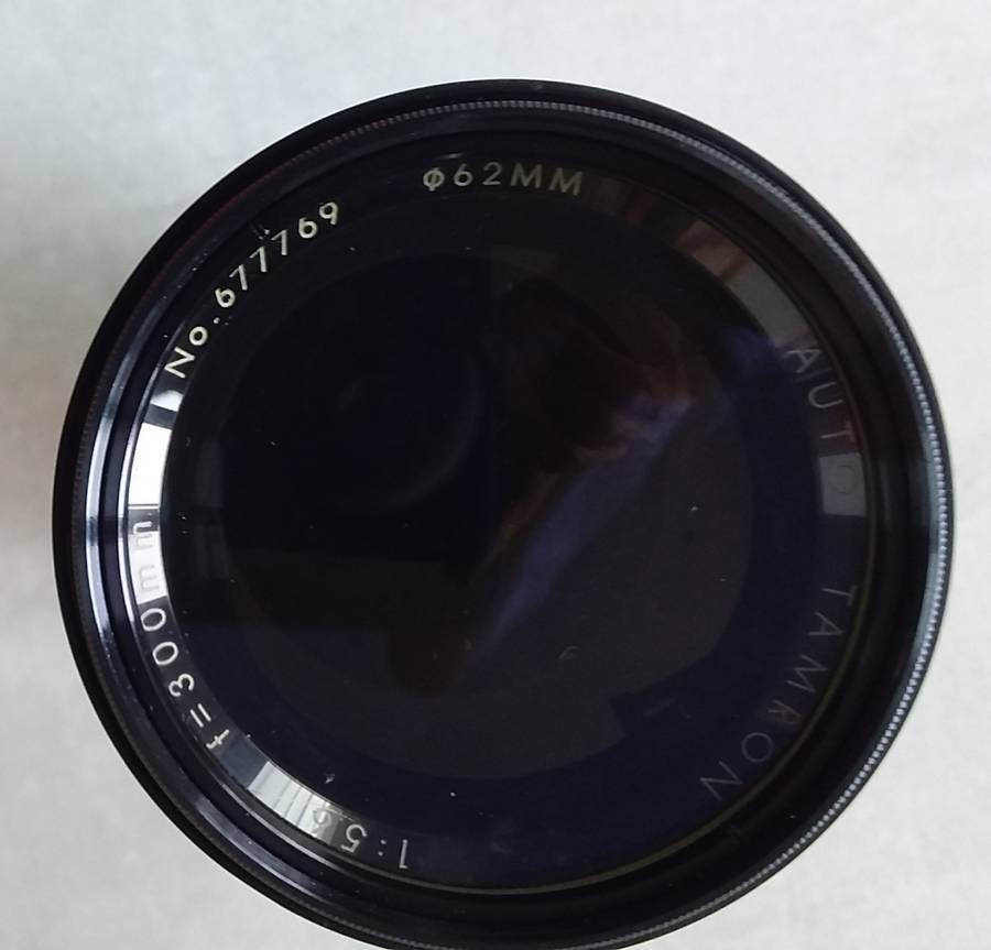 TAMRON F  300mm 62mm Diam LENS in EXCELLENT Condition
