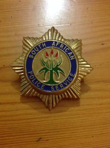 Saps officers cap badge