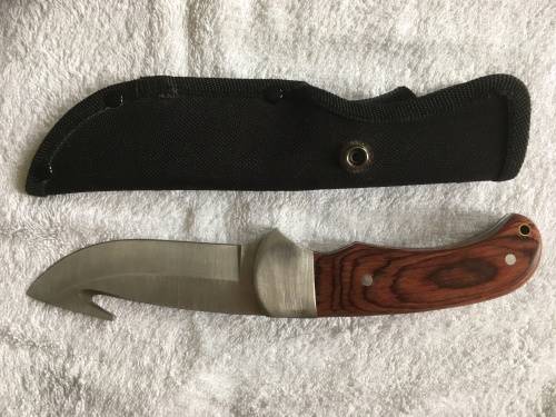 WASP hunting knife (with skinner and scabbard)