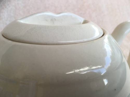 ***Spring Special*** Beautiful Original 1960's Cream Retro Tea Pot