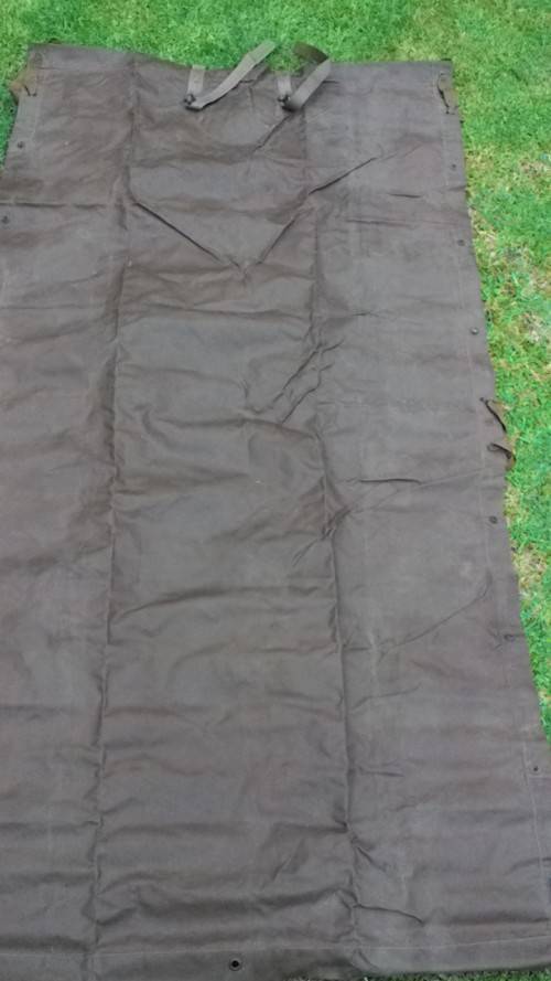 SADF GROUNDSHEET WITH CLIPS 1976-GOOD CONDITION