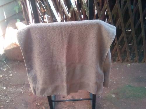 SADF 2 X TOWELS (FACE TOWEL AND SMALLER BATH TOWL)
