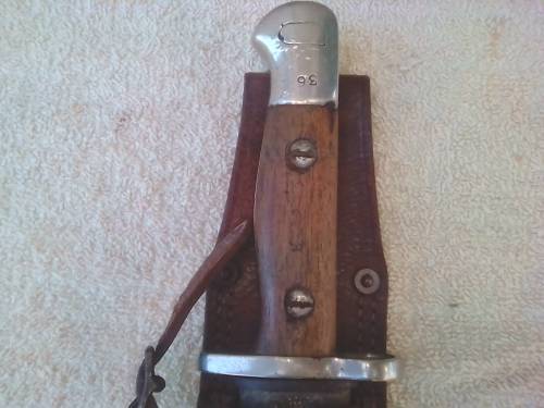 BAYONET WITH MARKINGS