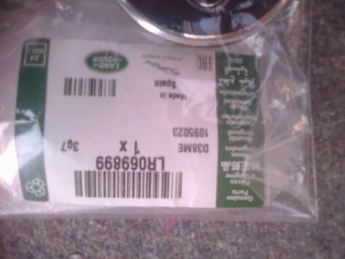 LAND ROVER BADGE ORIGINAL ITEM