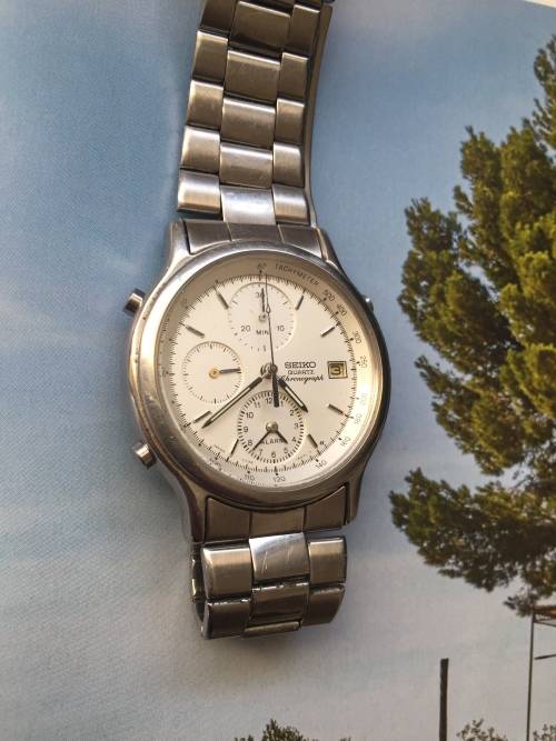 Seiko quartz chronograph 7T32-6A5A