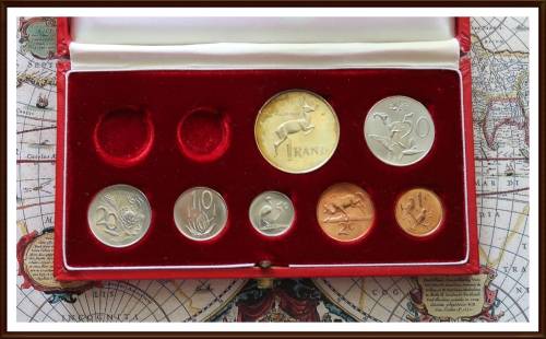 South Africa Set 1965, in Red Box, No Gold. As per Photo.