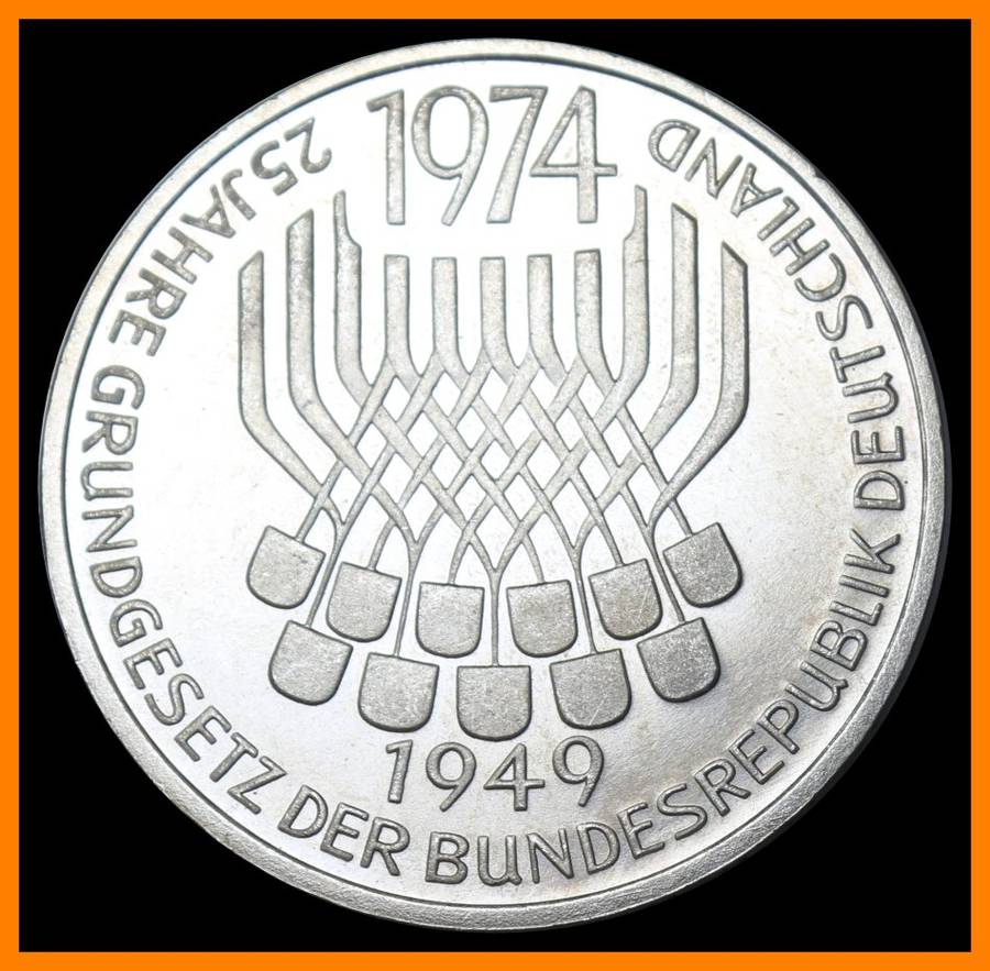 1974 : GERMAN FEDERAL REPUBLIC  5 Deutsche Mark Commemorative Coin,(Silver Coin) as per Photo.