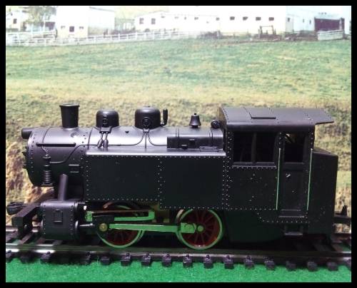 Lima Models : Model train : locomotive as per photo.