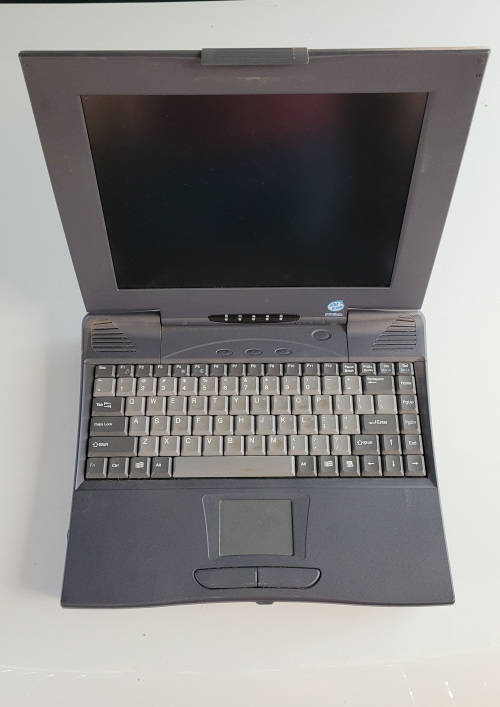 Mecer Vintage Laptop