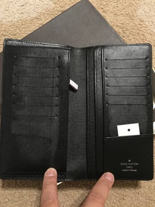 Replica LOUIS VUITTON MENS WALLET - last one