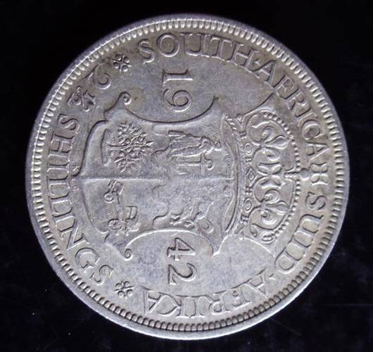 1942 UNION 2.5 SHILLING - GOOD CONDITION - XF+ - SILVER CONTENT 11.31 gr HERNS VALUE R1750 IN UNC