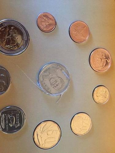 2000-2009 MANDELA COIN SET - R5-R2-R1-50C-20C-10C-5C-2C-1C - SET INCLUDES THE MANDELA R5 -CIRCULATED