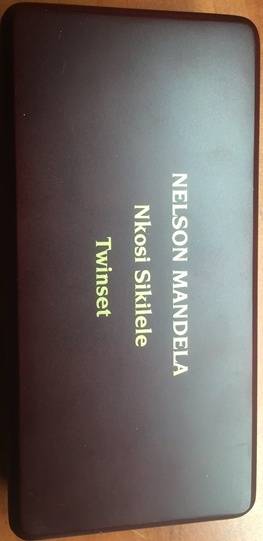 2011 MANDELA NKOSI SIKELELE TWIN SET - 1/2oz GOLD & 1/2oz 999 SILVER MEDAL SET - MINTAGE 10,000