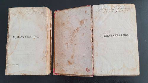 Two Bible commentaries in Dutch printed in 1792 - Bijbelverklaring