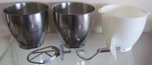 KENWOOD SPARE PARTS=Stainless Steel Mix bowls x 2=Plastic x 1=Dough Hook=Beater=ALL FOR ONE PRICE!!