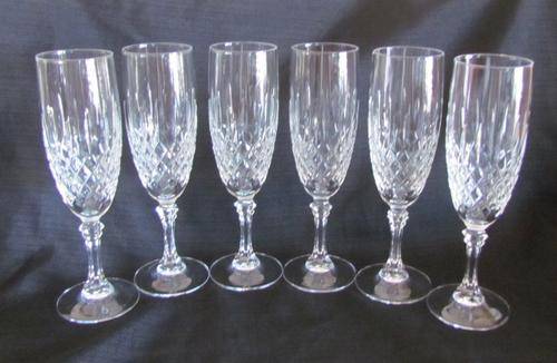 CHAMPAGNE Flutes=Glasses=Crystal=***!!STUNNING!!***=As New=Perfect condition.