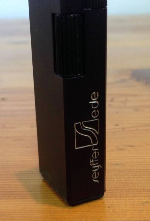 LIGHTER=SEYFFER SEDE=PLASTIC BOX=BLACK=CIGARETTE=CIGAR=SMOKING.