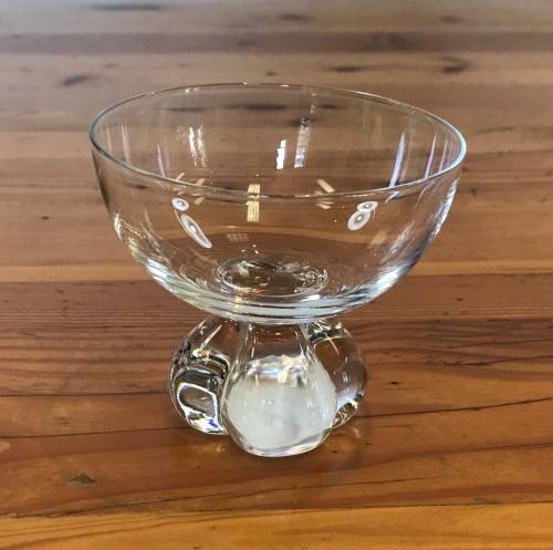 CRYSTAL BOWL=FOUR LEAF CLOVER SAHPED FOOT=SWEETS=NUTS=SNACKS!!=STUNNING!!!